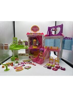 PINYPON SHOPPING MALL Center Playset SPAIN FAMOSA USED 2 Figures +Accessories
